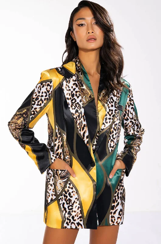 Chic Relaxation INTO THE WILD PRINTED SATIN BLAZER