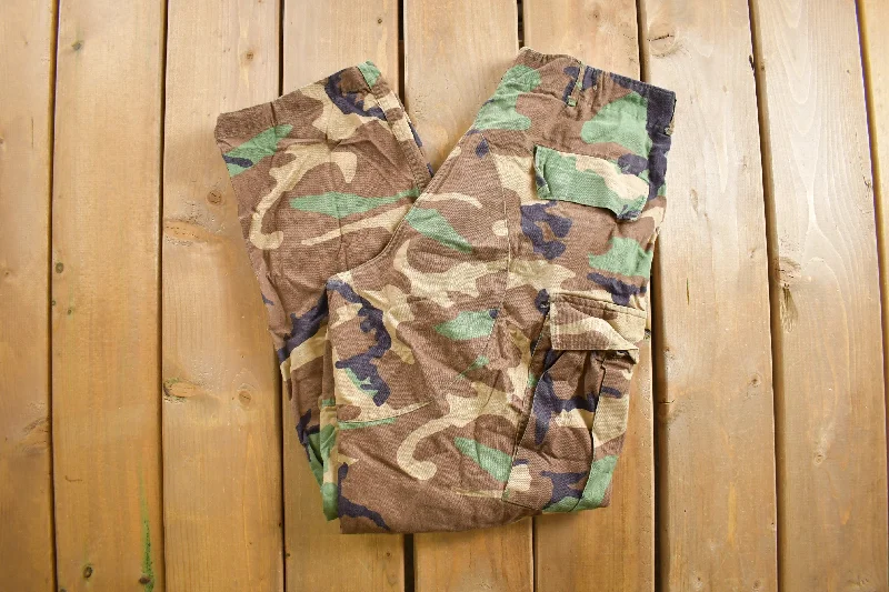 Vintage 1990s US Army Woodland Camouflage Cargo Pants Size 32 x 30.5 / Army Pants / Military Pant's / Vintage Cargos